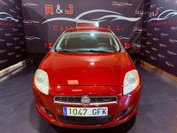 Usado Fiat Bravo Dynamic 120 CV (88 kW) 2008 Rojo Utilitario