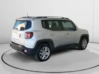 Usado Jeep Renegade Limited 140 CV (102 kW) 2018 Gris / plata SUV