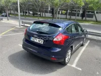 Usado Ford Focus Trend 105 CV (77 kW) 2011 Azul Berlina