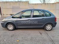 Usado Citroën Xsara Picasso 90 CV (66 kW) 2005 Beige Monovolumen