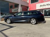 Usado Opel Insignia Selective 136 CV (100 kW) 2019 Azul Familiar