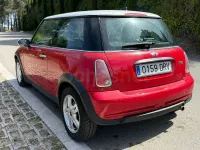 Usado Mini ONE 90 CV (66 kW) 2005 Rojo Utilitario