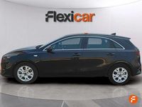 Usado Kia Ceed 136 CV (100 kW) 2023 Negro Utilitario