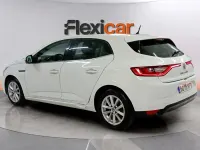 Usado Renault Mégane IV Zen 132 CV (97 kW) 2017 Blanco Berlina