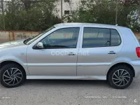Usado VW Polo Trendline 75 CV (55 kW) 2001 Gris / plata Berlina