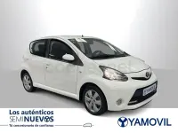 Usado Toyota Aygo City 68 CV (50 kW) 2013 Blanco Utilitario