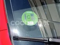 Usado Opel Corsa Selective 95 CV (69 kW) 2016 Rojo Utilitario