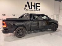 Usado RAM 1500 401 CV (294 kW) 2023 Negro Pickup/Camioneta