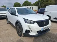 Usado Peugeot 2008 Active 110 CV (80 kW) 2022 Blanco SUV