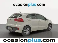 Usado Kia Rio 75 CV (55 kW) 2016 Blanco Utilitario