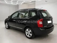 Usado Kia Carens 140 CV (102 kW) 2011 Negro Monovolumen