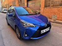 Usado Toyota Yaris Hybrid Advance 99 CV (72 kW) 2017 Azul Utilitario