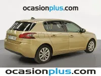 Usado Peugeot 308 Style 130 CV (95 kW) 2018 Dorado Utilitario