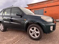 Usado Toyota RAV4 Sol 150 CV (110 kW) 2001 Verde SUV