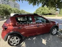 Occasion Dacia Sandero Stepway 90 ch (66 kW) 2013 Rouge Berline