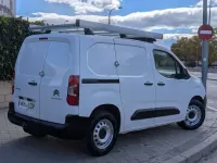 Usado Citroën Berlingo 102 CV (75 kW) 2022 Blanco Monovolumen