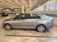 Usado Seat Toledo Reference 105 CV (77 kW) 2013 Gris / plata Utilitario