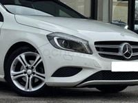 Usado Mercedes A200 Urban 156 CV (114 kW) 2013 Blanco Berlina