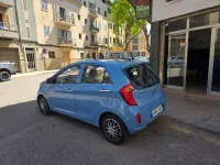 Usado Kia Picanto Urban 69 CV (50 kW) 2015 Azul Utilitario