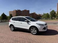 Usado Ford Kuga Trend 120 CV (88 kW) 2016 Blanco SUV