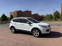 Usado Ford Kuga Trend 120 HP (88 kW) 2017 Branco SUV