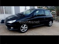 Usado Peugeot 206 90 CV (66 kW) 2006 Negro Berlina