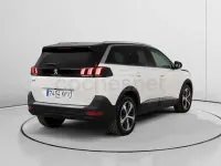Usado Peugeot 5008 Allure 130 CV (95 kW) 2018 Blanco SUV