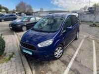 Usado Ford Tourneo Courier Trend 76 CV (55 kW) 2015 Azul Monovolumen