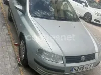 Usado Fiat Stilo Dynamic 140 CV (102 kW) 2005 Gris / plata Familiar