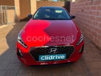 Usado Hyundai i30 Style 140 CV (102 kW) 2018 Rojo Berlina