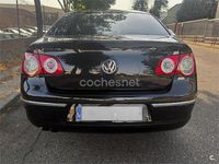 Usado VW Passat Highline 140 CV (102 kW) 2006 Negro Berlina