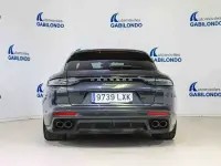 Usado Porsche Panamera 4 E-Hybrid Sport Turismo Platinum Edition 462 CV (339 kW) 2022 Gris Familiar