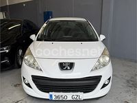 Usado Peugeot 207 70 CV (51 kW) 2010 Blanco Berlina