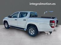 Usado Mitsubishi L200 150 CV (110 kW) 2021 Blanco Pickup/Camioneta