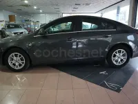 Usado Opel Insignia Business 140 CV (102 kW) 2015 Gris / plata Berlina