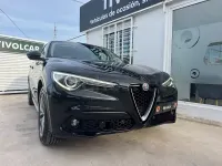 Usado Alfa Romeo Stelvio 180 CV (132 kW) 2018 Negro SUV