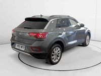 Usado VW T-Roc Life 110 CV (80 kW) 2023 Gris SUV