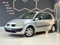 Usado Renault Scénic II Expression 105 CV (77 kW) 2006 Gris / plata Monovolumen
