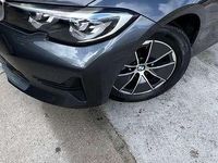 Usado BMW 318 150 CV (110 kW) 2022 Gris Berlina