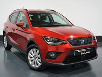 Usado Seat Arona Style 115 CV (84 kW) 2019 Rojo SUV