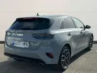 Nuevo Kia Ceed Style 100 CV (73 kW) 2025 Gris Utilitario