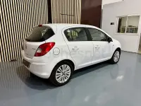 Usado Opel Corsa Selective 75 CV (55 kW) 2013 Blanco Utilitario