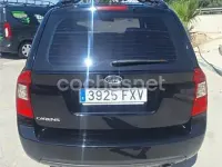 Usado Kia Carens 140 CV (102 kW) 2007 Negro Monovolumen