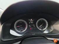 Usado Skoda Karoq 115 HP (84 kW) 2018 Cinzento SUV