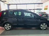 Usado Mazda 5 Style 143 CV (105 kW) 2010 Negro Monovolumen