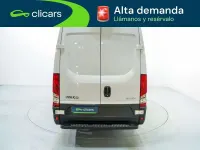 Usado Iveco Daily 156 CV (114 kW) 2021 Blanco Van