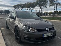 Usado VW Golf VII Advance 110 CV (80 kW) 2016 Gris / plata Berlina