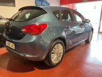 Usado Opel Astra Excellence 110 CV (80 kW) 2015 Azul Berlina