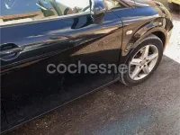 Usado Seat Leon Reference 140 CV (102 kW) 2004 Negro Utilitario