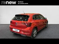 Usado VW Polo R-line 95 CV (69 kW) 2023 Rojo Utilitario